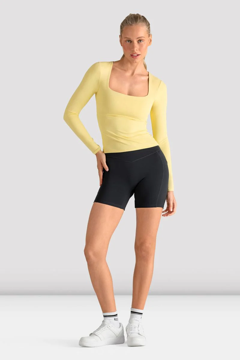 Ladies Apex Wrap Waist Short - Image 3