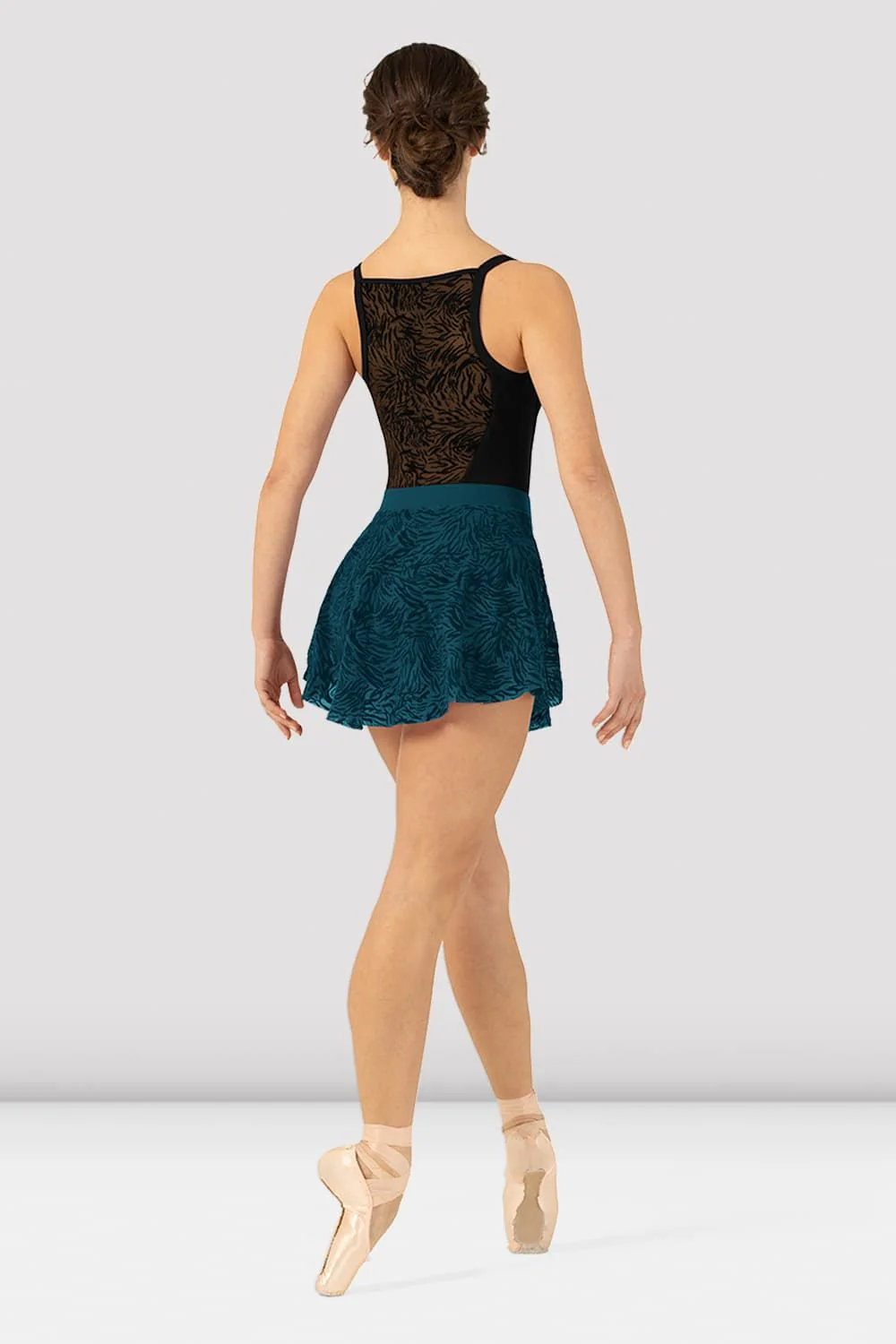 Ladies Parisa Mesh Pull-On Skirt - Image 2